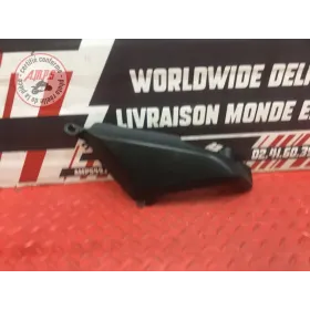 Ecope de radiateur droit 