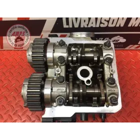 Culasse avec arbre a came avant