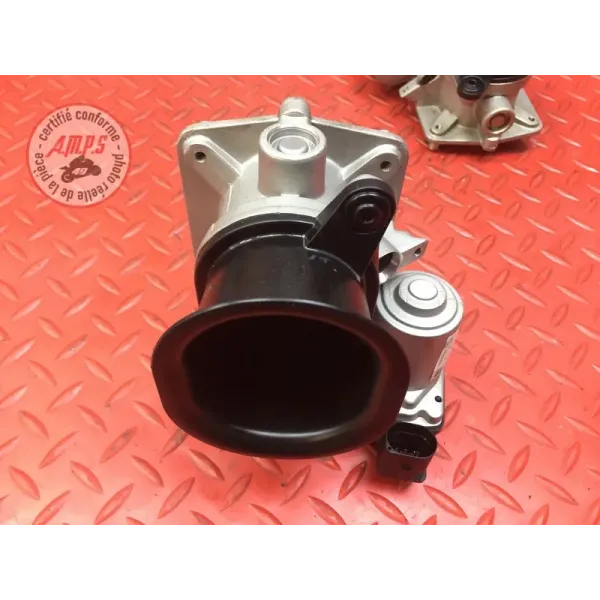 Rampe d'injection Ducati 1262 XDiavel S 2016 à 2024
