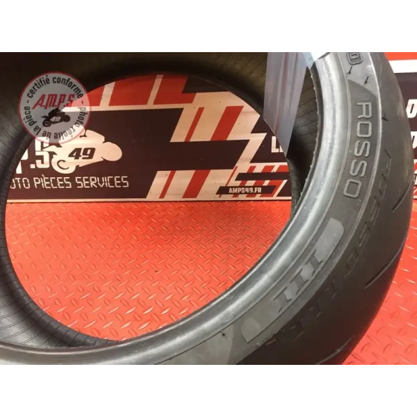 Pirelli Rosso 3 240/45/17