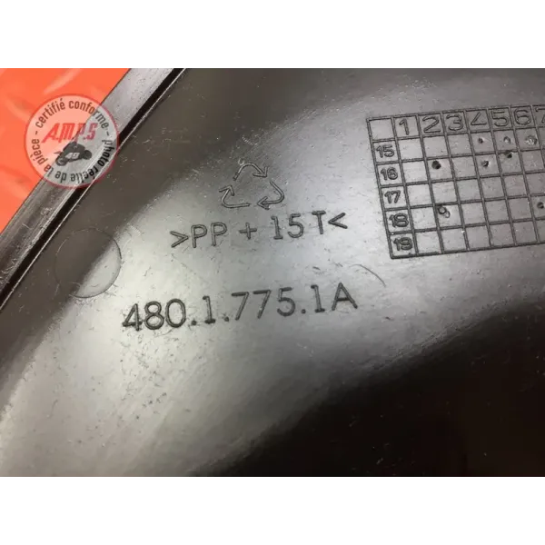 Cache intérieur sous tete de fourche Ducati 1260 Multistrada Enduro 2019 à 2021