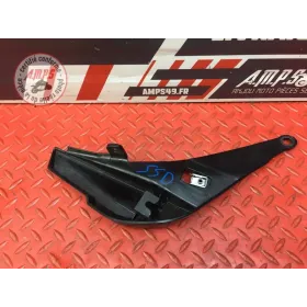 Cache plastique sous selle droit 