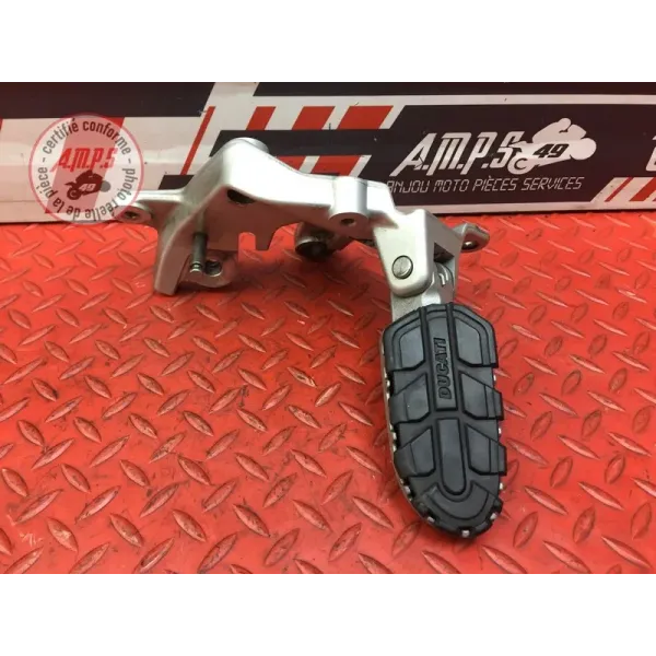 Platine repose pied gauche Ducati 1260 Multistrada Enduro 2019 à 2021