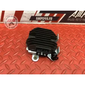 Regulateur de tension 