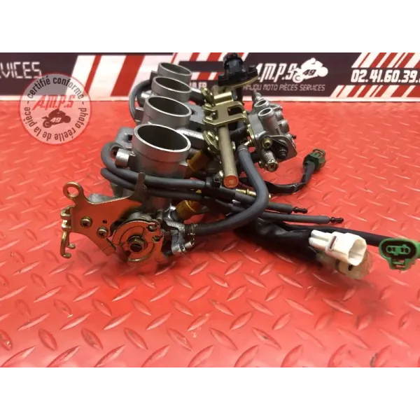 Rampe d'injection Yamaha FZ6 Fazer 2004 à 2006