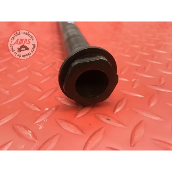 Axe de roue arriere Yamaha FZ6 Fazer 2004 à 2006