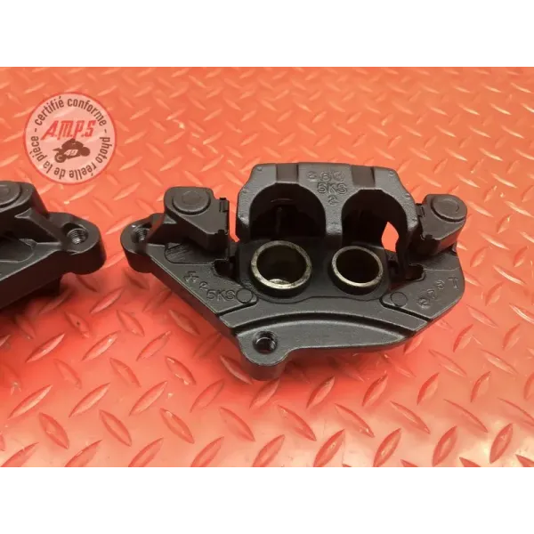 Paire d'étrier de frein avant Yamaha FZ6 Fazer 2004 à 2006