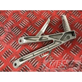 Platine repose pied passager droite Honda CBR 600 RR E-ABS PC40 2009 à 2011