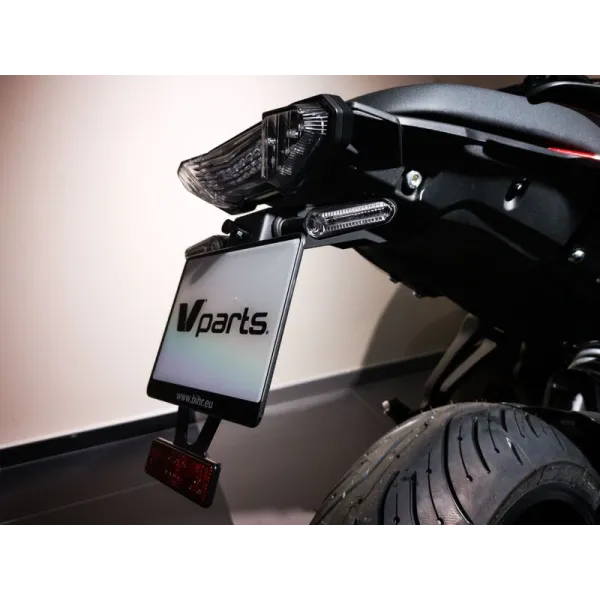 Support de plaque V PARTS noir - Yamaha MT-07 TRACER/MT-09 TRACER