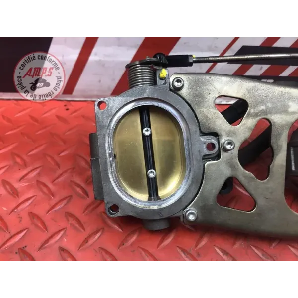 Rampe d'injection Ducati 848 SBK 2008 à 2013