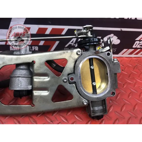 Rampe d'injection Ducati 848 SBK 2008 à 2013